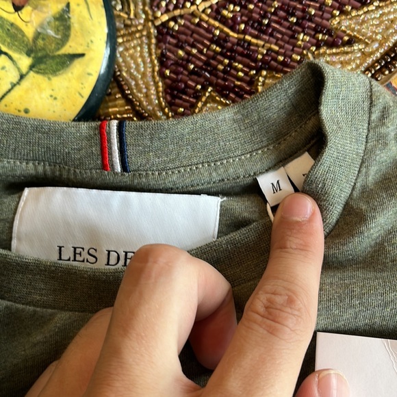 $60 Les Deux Size M Logo Short Sleeve Shirt - Picture 2 of 4